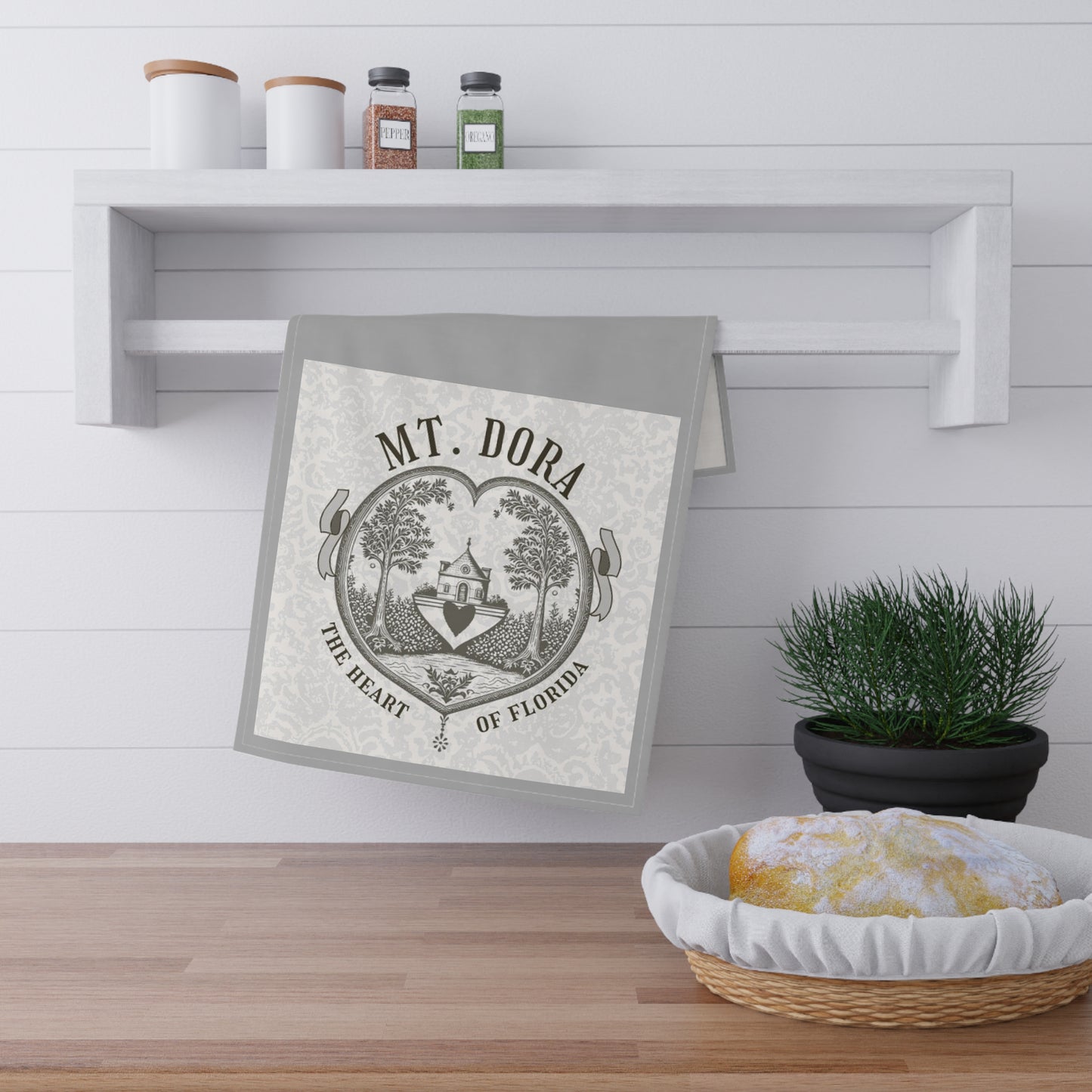 Mt Dora "The Heart of Florida" Timeless Tea Towels (cotton, poly)